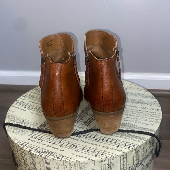 Frye Judith zip casual ankle boots - Picture 3 of 9